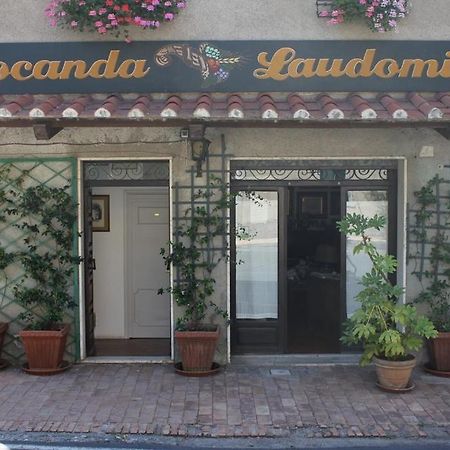 Locanda Laudomia Bed & Breakfast มันชาโน ภายนอก รูปภาพ